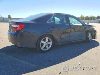 Trzecie zdjęcie samochodu z tyłu: 2014 TOYOTA CAMRY SE VIN:4T1BF1FK9EU410099 - miniatura