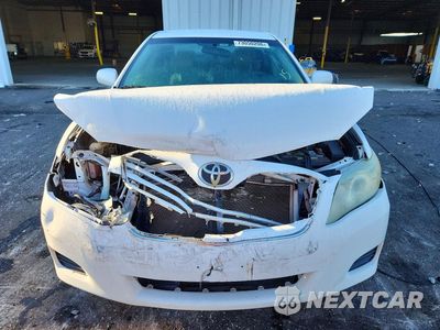Piąte zdjęcie samochodu w środku: 2011 TOYOTA CAMRY LE VIN:4T1BF3EK0BU720716 - miniatura