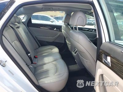 Zdjęcie 10 z 12 samochodu: 2017 HYUNDAI SONATA HYBRID LIMITED VIN:KMHE34L33HA075285 - miniatura