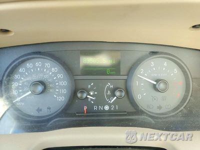 Zdjęcie 9 z 12 samochodu: 2010 MERCURY GRAND MARQUIS LS VIN:2MEBM7FV3AX609982 - miniatura