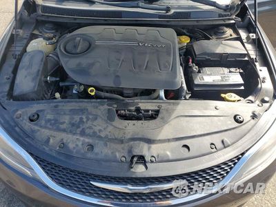 Zdjęcie 11 z 12 samochodu: 2015 CHRYSLER 200 C VIN:1C3CCCCG6FN633732 - miniatura