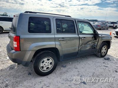 Trzecie zdjęcie samochodu z tyłu: 2014 JEEP PATRIOT SPORT VIN:1C4NJPBA3ED575159 - miniatura