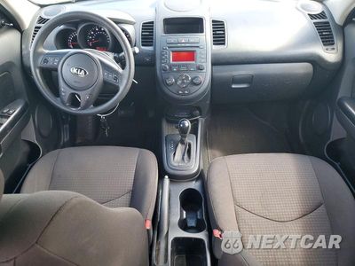 Zdjęcie 8 z 12 samochodu: 2013 KIA SOUL BASE VIN:KNDJT2A57D7530528 - miniatura