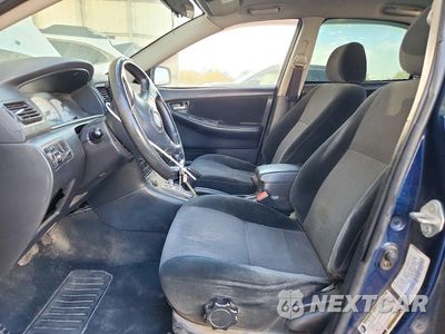 Zdjęcie 7 z 12 samochodu: 2004 TOYOTA COROLLA S VIN:1NXBR32EX4Z308988 - miniatura
