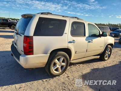 Trzecie zdjęcie samochodu z tyłu: 2012 CHEVROLET TAHOE C1500 LTZ VIN:1GNSCCE09CR164199 - miniatura