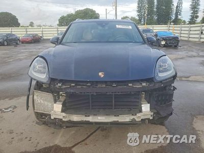 Piąte zdjęcie samochodu w środku: 2019 PORSCHE CAYENNE VIN:WP1AA2AYXKDA05606 - miniatura