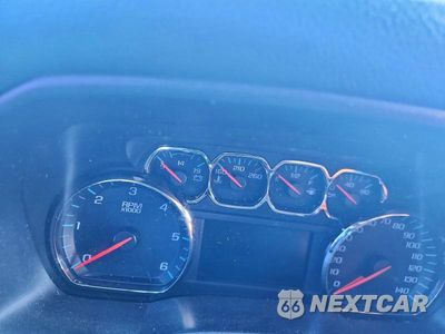 Zdjęcie 9 z 12 samochodu: 2018 CHEVROLET SILVERADO C1500 LT VIN:1GCRCREH2JZ175283 - miniatura