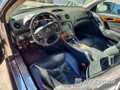 Zdjęcie 8 z 12 samochodu: 2007 MERCEDES-BENZ SL 550 VIN:WDBSK71F07F130400 - miniatura