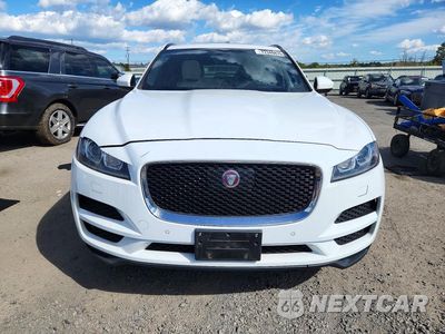 Piąte zdjęcie samochodu w środku: 2019 JAGUAR F-PACE PREMIUM VIN:SADCJ2FN4KA395519 - miniatura
