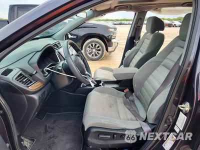 Zdjęcie 7 z 13 samochodu: 2019 HONDA CR-V EX VIN:7FARW1H50KE039871 - miniatura