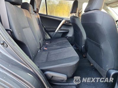 Zdjęcie 11 z 13 samochodu: 2016 TOYOTA RAV4 LE VIN:JTMZFREV5GD087685 - miniatura
