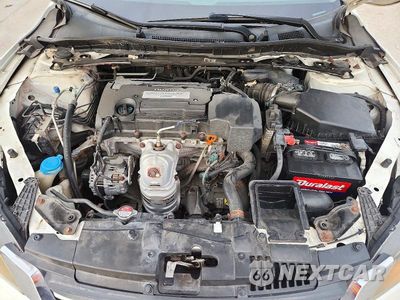 Zdjęcie 11 z 12 samochodu: 2013 HONDA ACCORD EXL VIN:1HGCR2F83DA006095 - miniatura