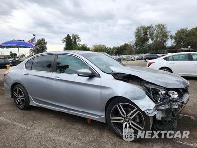 Czwarte zdjęcie samochodu z boku: 2017 HONDA ACCORD SPORT VIN:1HGCR2F50HA151140 - miniatura