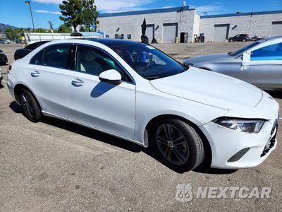 Czwarte zdjęcie samochodu z boku: 2020 MERCEDES-BENZ A 220 VIN:W1K3G4EB6LJ238966 - miniatura