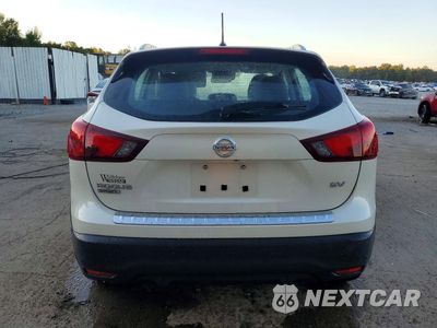 Zdjęcie 6 z 12 samochodu: 2019 NISSAN ROGUE SPORT SV VIN:JN1BJ1CPXKW237201 - miniatura