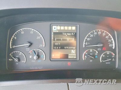 Zdjęcie 9 z 14 samochodu: 2021 FREIGHTLINER CASCADIA 126 SEMI TRUCK VIN:3AKJHHDR8MSMC0087 - miniatura