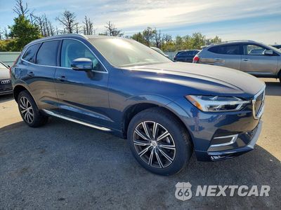 Czwarte zdjęcie samochodu z boku: 2020 VOLVO XC60 T5 INSCRIPTION VIN:YV4102RL7L1559750 - miniatura