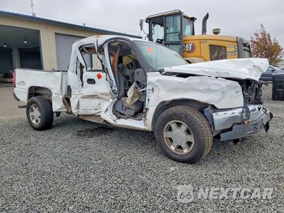 Czwarte zdjęcie samochodu z boku: 2004 CHEVROLET SILVERADO K1500 VIN:2GCEK13T341337302 - miniatura