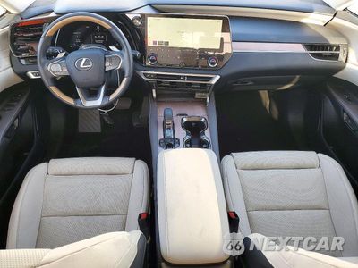 Zdjęcie 8 z 13 samochodu: 2026 LEXUS RX 450H+ LUXURY VIN:JTJCJMGA5T2040046 - miniatura