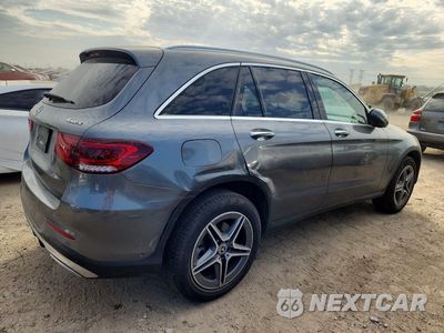 Trzecie zdjęcie samochodu z tyłu: 2021 MERCEDES-BENZ GLC 300 4MATIC VIN:W1N0G8EB0MF901613 - miniatura