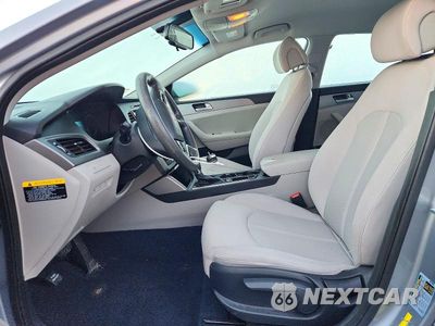 Zdjęcie 7 z 13 samochodu: 2016 HYUNDAI SONATA SE VIN:5NPE24AF9GH310087 - miniatura