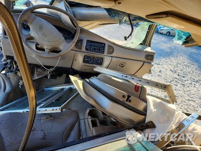 Zdjęcie 8 z 12 samochodu: 2003 BUICK CENTURY CUSTOM VIN:2G4WS55J431127390 - miniatura