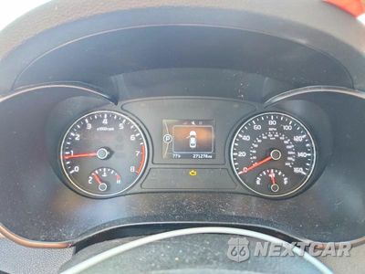 Zdjęcie 9 z 12 samochodu: 2016 KIA OPTIMA LX VIN:5XXGT4L34GG094041 - miniatura