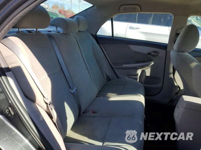 Zdjęcie 10 z 12 samochodu: 2013 TOYOTA COROLLA LE VIN:2T1BU4EE3DC070936 - miniatura