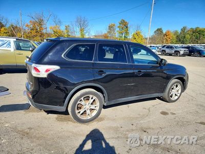 Trzecie zdjęcie samochodu z tyłu: 2015 MITSUBISHI OUTLANDER SE VIN:JA4AZ3A3XFZ007380 - miniatura