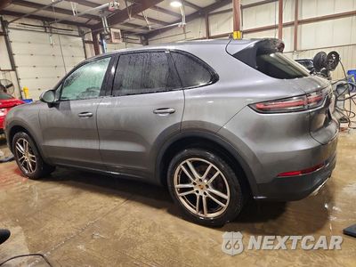 Drugie zdjęcie samochodu z przodu: 2021 PORSCHE CAYENNE VIN:WP1AA2AY8MDA00729 - miniatura