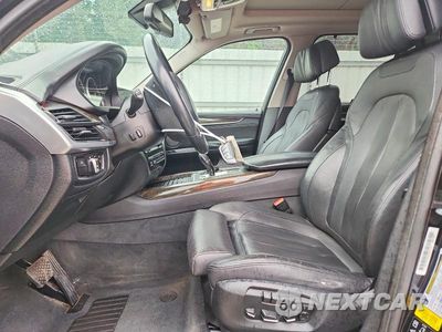 Zdjęcie 7 z 13 samochodu: 2015 BMW X5 XDRIVE50I VIN:5UXKR6C5XF0J79485 - miniatura