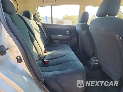 Zdjęcie 10 z 12 samochodu: 2010 NISSAN VERSA 1.8 S VIN:3N1BC1CP9AL425576 - miniatura