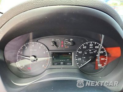 Zdjęcie 9 z 12 samochodu: 2017 NISSAN SENTRA S VIN:3N1AB7AP1HY229973 - miniatura