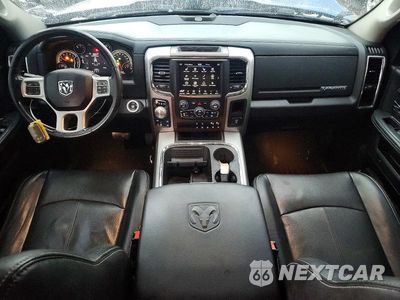 Zdjęcie 8 z 12 samochodu: 2018 RAM 1500 LARAMIE VIN:1C6RR7NM3JS345635 - miniatura