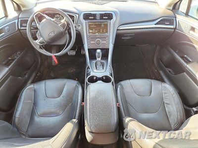 Zdjęcie 8 z 12 samochodu: 2016 FORD FUSION TITANIUM VIN:3FA6P0K97GR332230 - miniatura