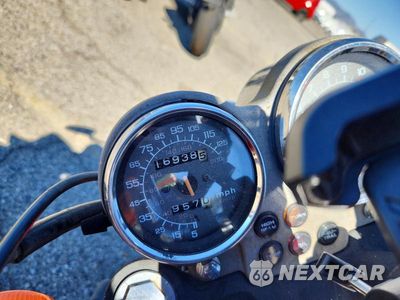Zdjęcie 7 z 9 samochodu: 1987 HONDA VF700 C VIN:JH2RC2111HM300191 - miniatura
