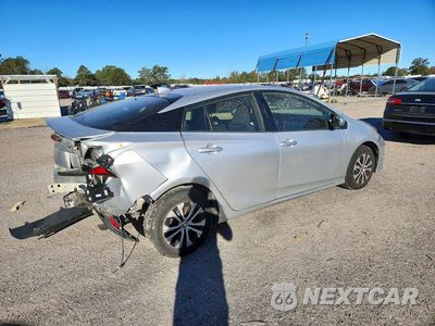 Trzecie zdjęcie samochodu z tyłu: 2021 TOYOTA PRIUS LE AWD-E VIN:JTDL9MFUXM3028588 - miniatura
