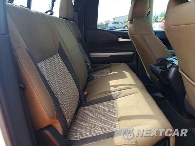 Zdjęcie 10 z 12 samochodu: 2019 TOYOTA TUNDRA SR5 VIN:5TFUW5F1XKX817614 - miniatura