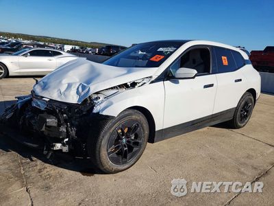 2025 BMW IX XDRIVE50 WB523CF03SCT78027 - główne zdjęcie licytacji z USA - miniatura