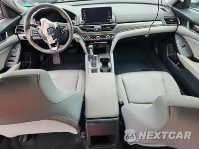Zdjęcie 8 z 12 samochodu: 2019 HONDA ACCORD LX VIN:1HGCV1F1XKA111321 - miniatura