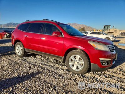 Czwarte zdjęcie samochodu z boku: 2014 CHEVROLET TRAVERSE LT VIN:1GNKRHKD3EJ305448 - miniatura