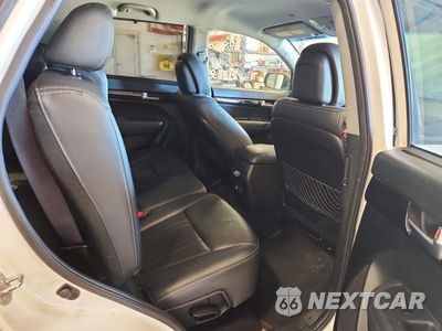 Zdjęcie 11 z 13 samochodu: 2014 KIA SORENTO EX VIN:5XYKU4A71EG492720 - miniatura
