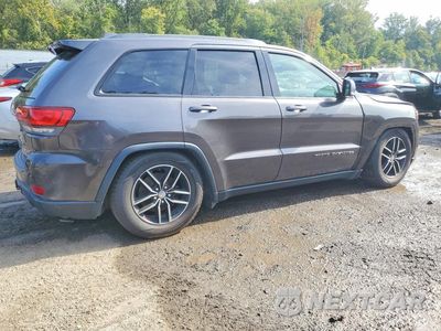 Trzecie zdjęcie samochodu z tyłu: 2017 JEEP GRAND CHEROKEE TRAILHAWK VIN:1C4RJFLG2HC713329 - miniatura