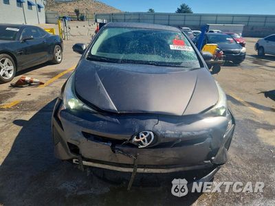Piąte zdjęcie samochodu w środku: 2016 TOYOTA PRIUS TWO VIN:JTDKBRFU1G3504406 - miniatura