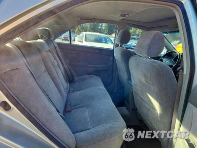 Zdjęcie 10 z 12 samochodu: 2003 TOYOTA CAMRY LE VIN:JTDBE32K730181404 - miniatura