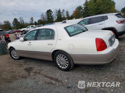 Drugie zdjęcie samochodu z przodu: 2003 LINCOLN TOWN CAR SIGNATURE VIN:1LNHM82W43Y643251 - miniatura