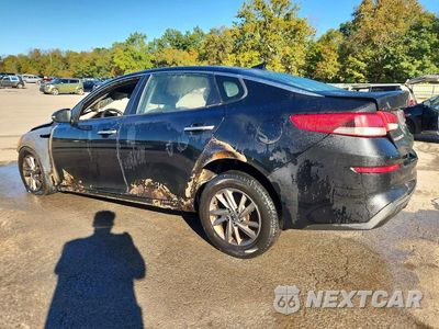 Drugie zdjęcie samochodu z przodu: 2020 KIA OPTIMA LX VIN:5XXGT4L37LG438620 - miniatura