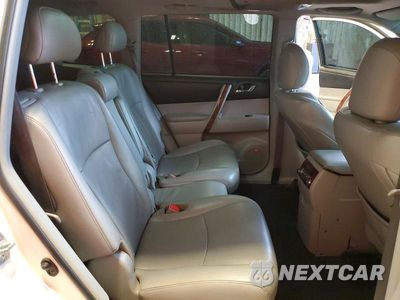 Zdjęcie 11 z 13 samochodu: 2011 TOYOTA HIGHLANDER LIMITED VIN:5TDYK3EH8BS042820 - miniatura