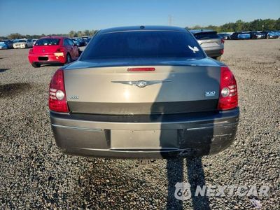Zdjęcie 6 z 12 samochodu: 2010 CHRYSLER 300 TOURING VIN:2C3CA5CV1AH195655 - miniatura