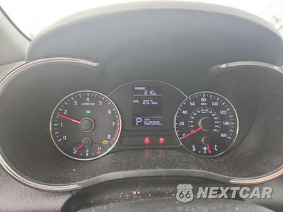 Zdjęcie 9 z 12 samochodu: 2015 KIA FORTE LX VIN:KNAFK4A65F5284846 - miniatura